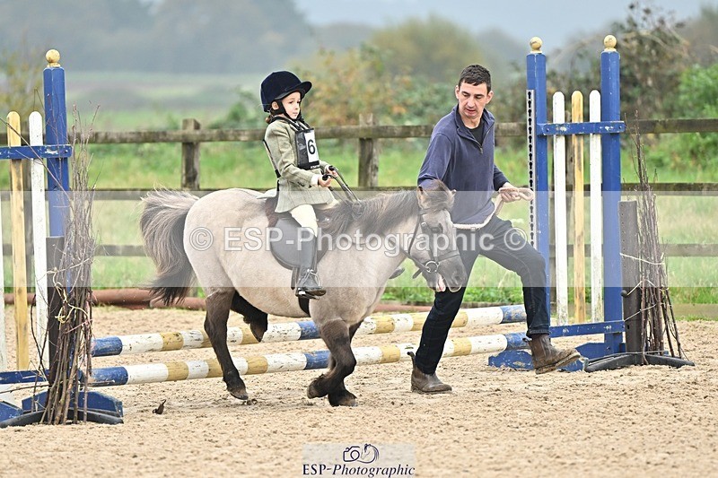 241110-102245-00276 - 40cm Showjumping