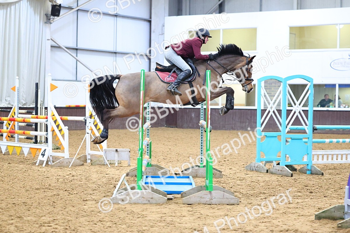 SBM_000910 - Class 4 - Senior Newcomers - 1.10m