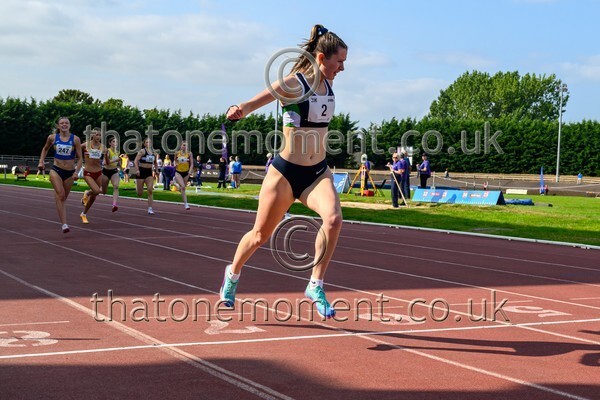 Age26 SAT-815304 - Track Female Set Two