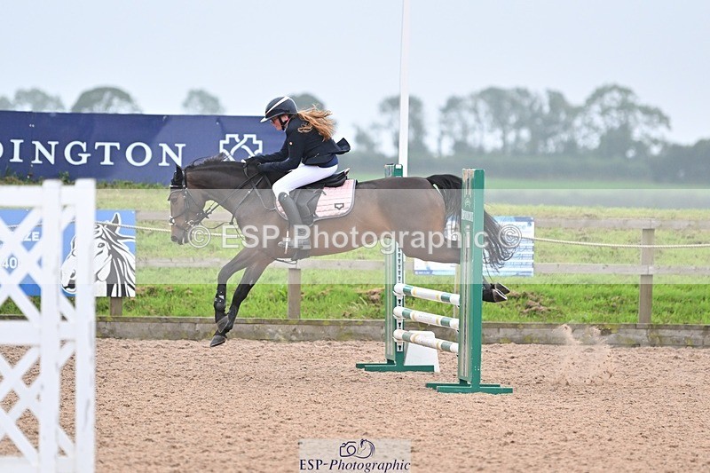 240813-185632-00809 - Classes 5 A&B & 6 80cm