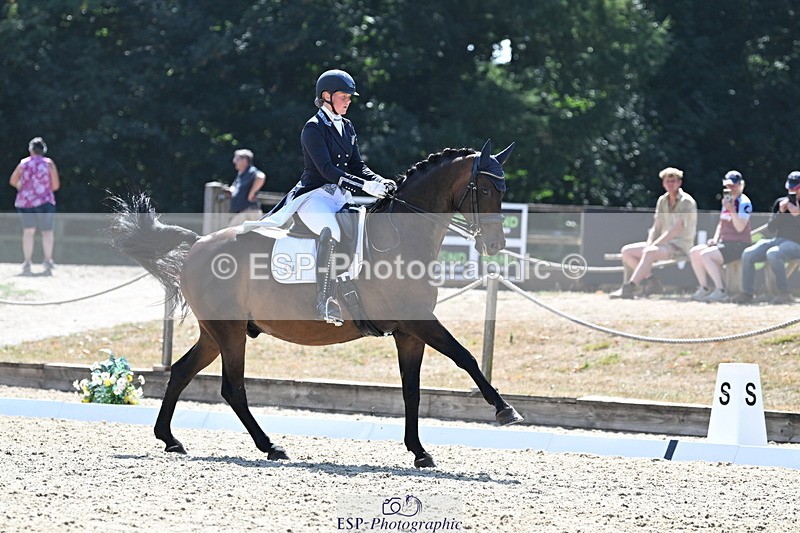 250810A-150105-07545 - 008-Caitlin.BurgessChocotof