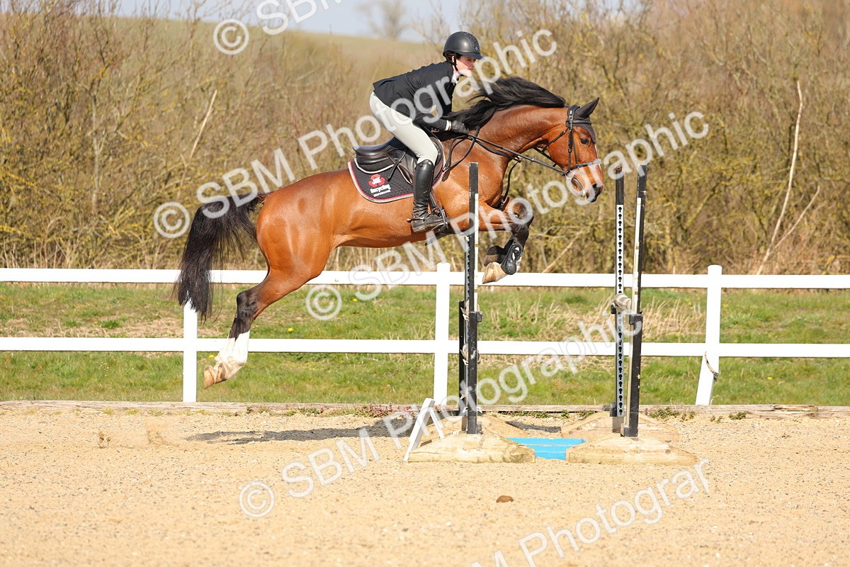 SBM_001525 - Class 4 - Senior Newcomers - 1.10m