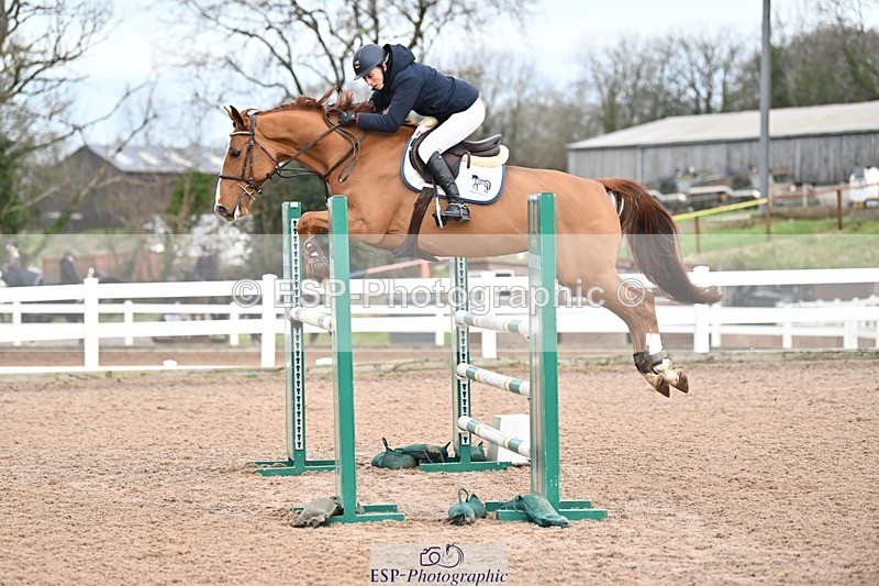 241206-130712-00912 - Cls 5 Newcomers and 1.10m Open