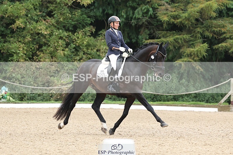 240810-120340-03023 - 302-Alice.Peternell-Vespasiano