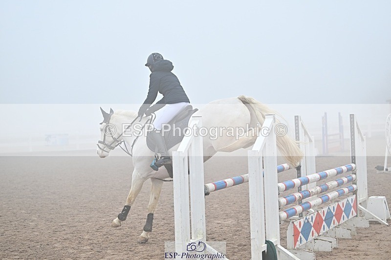 250208-122953-00586 - Cls 9 Pony Newcomers and 1m