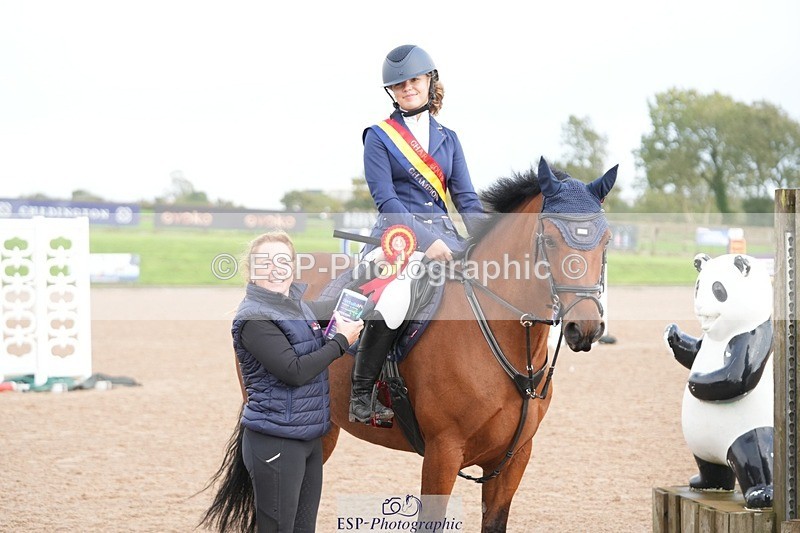 250920-162744-01614 - Cls 22 Pony Intro 90cm Derby