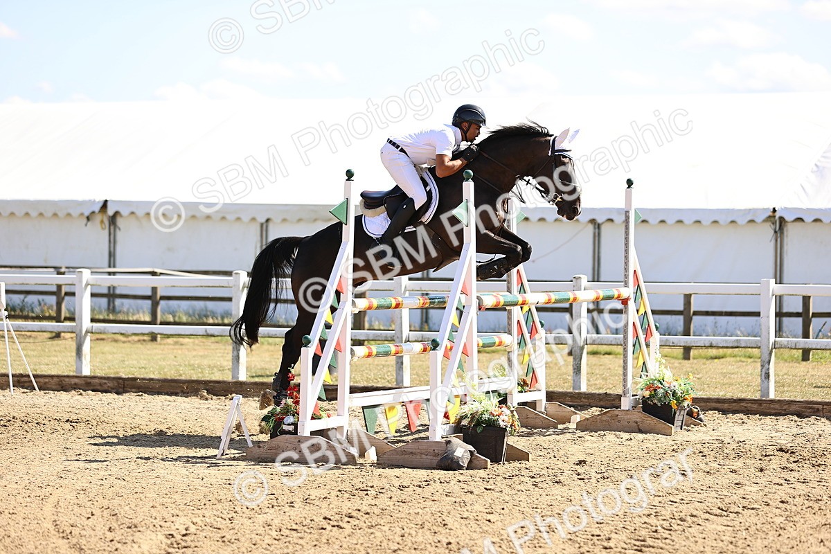 SBM_015546 - Class 16 - Senior foxhunter - 1.20m Open