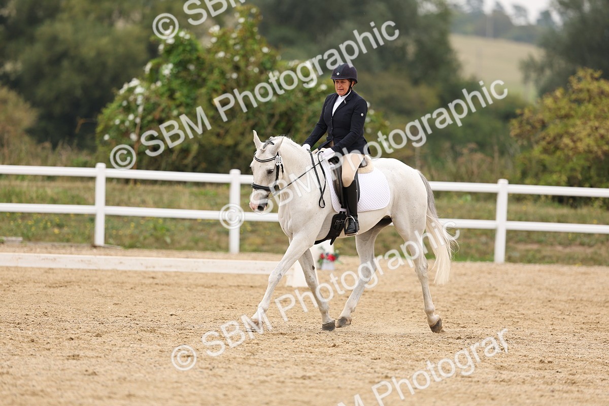 SBM_01735 - Class 9 - Novice 27 Champs