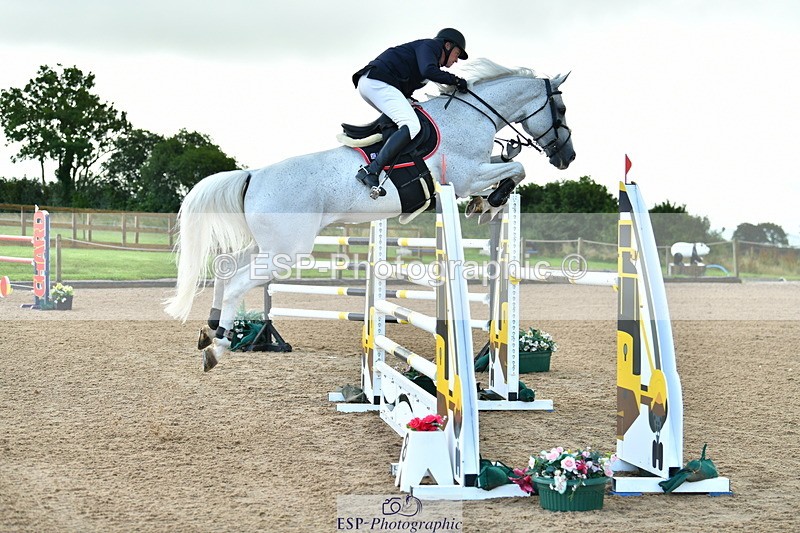 230723A-094846-10663 - Cls 4, 2 Star Small 1.30m