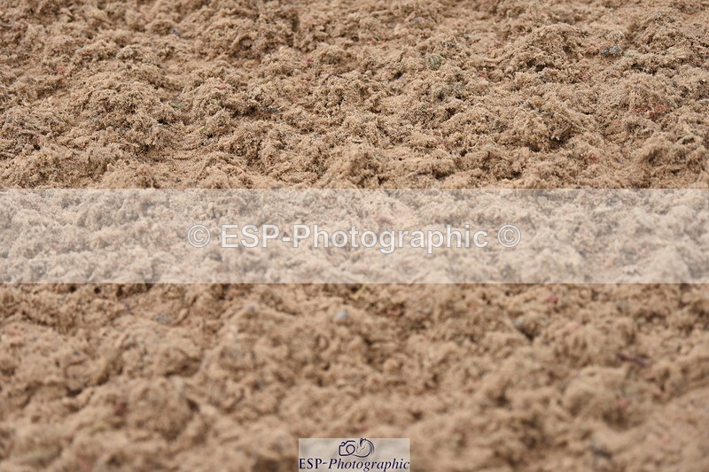 230916A-103302-03835 - Cls 14 Snr Foxhunter