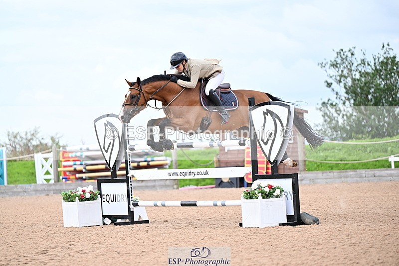 240726A-133630-01466 - Cls 3 Snr Foxhunter