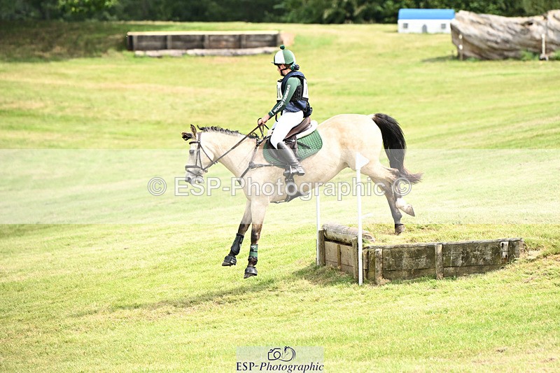 240825X-134828-34544 - 80cm XC 13.30 to 14.30