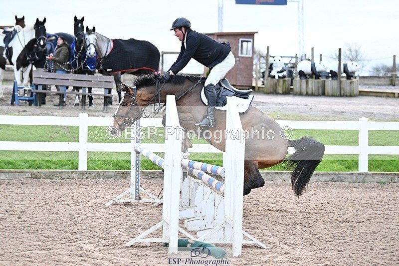 250112-092515-00679 - Cls 15 British Novice and 90cm Open