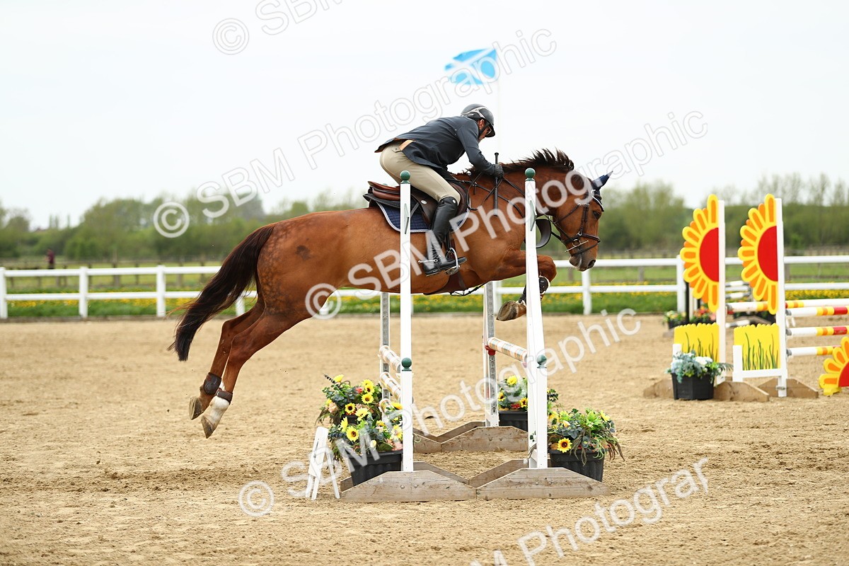 SBM_000525 - Class 2 - Senior British Novice 90cm
