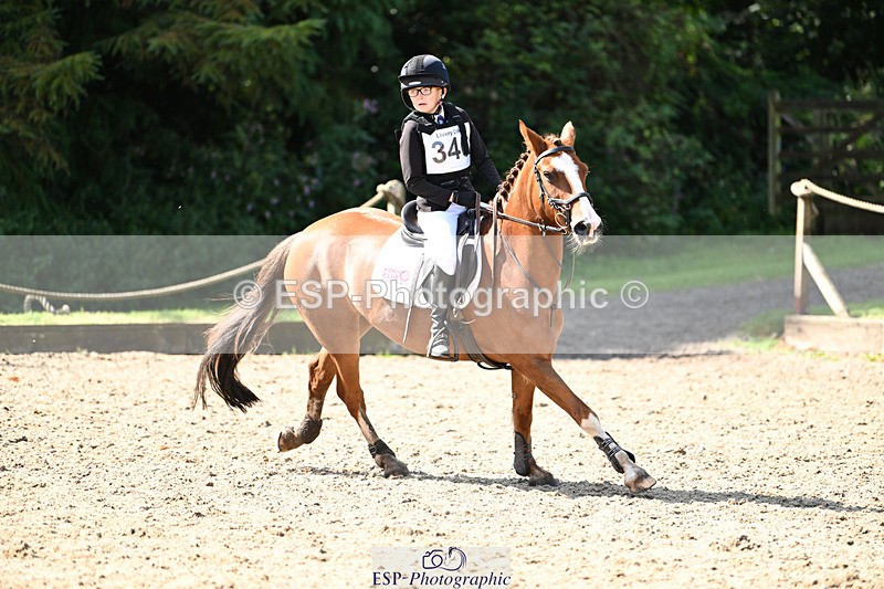 240824X-112639-25236 - 70cm Round 2 10.30 to 12.10