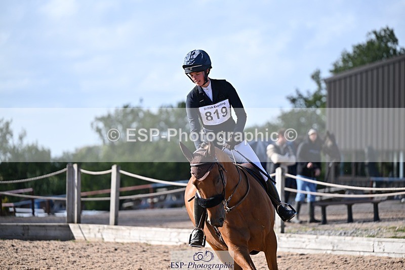 250831-163813-13184 - Q-819-Eve.Egginton