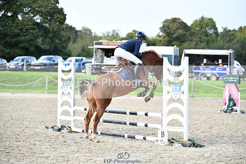 251004A-154626-01977 - Classes 8 & 9 70cm