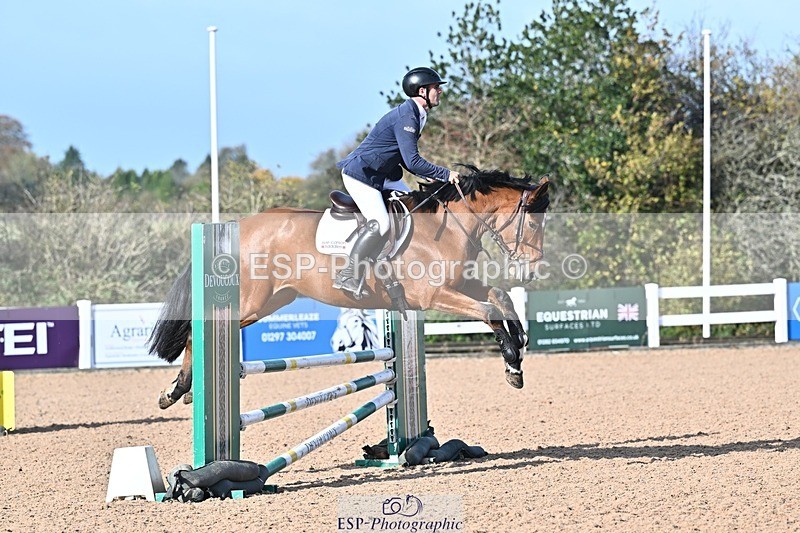 261028-111149-00216 - British Novice and 90cm