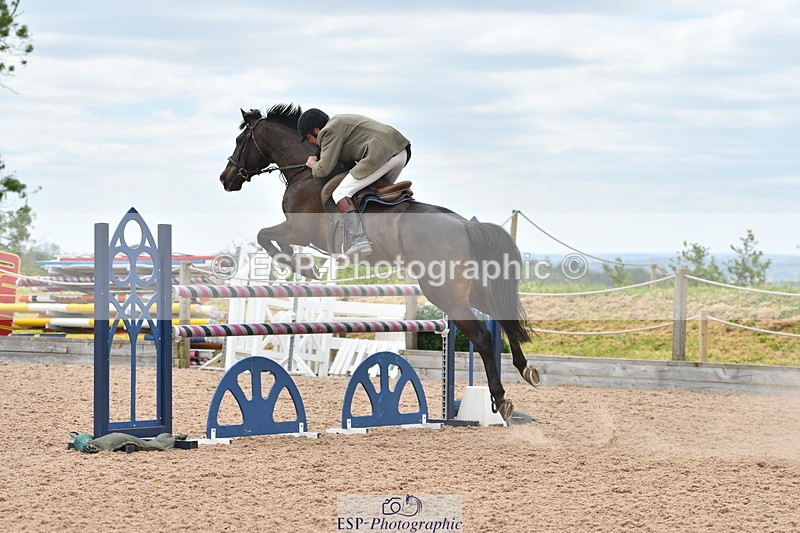 240609A-142436-06149 - Cls 19 Snr Foxhunter and 1.20m Open