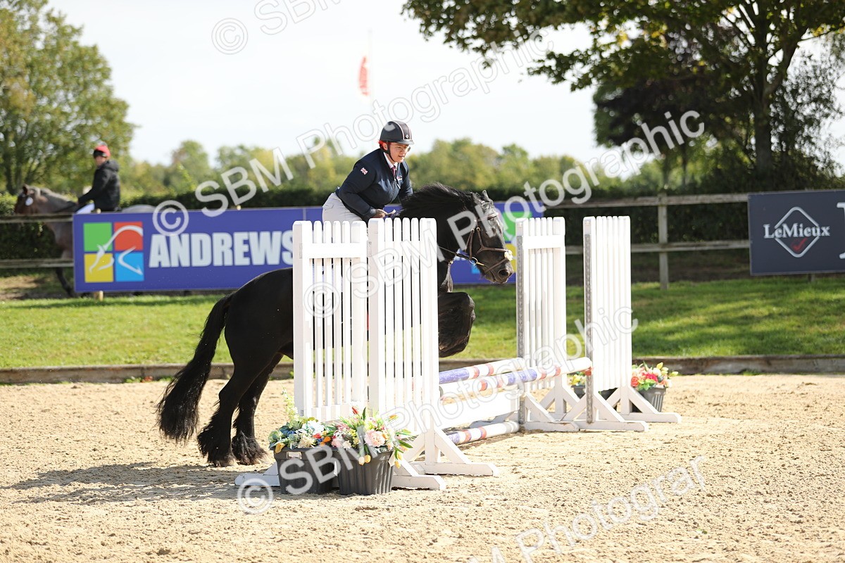 SBM_04648 - J28 - Senior Horse & Pony 60cm Championships