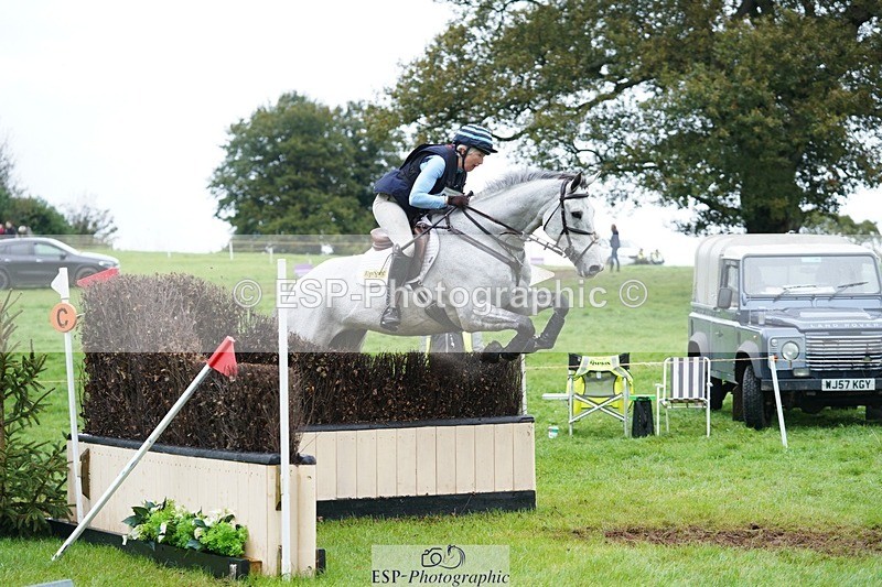 231021-115228-15643 - 624-CORRIEVIEW.OSCAR-Jane.Rogers-SC+XC