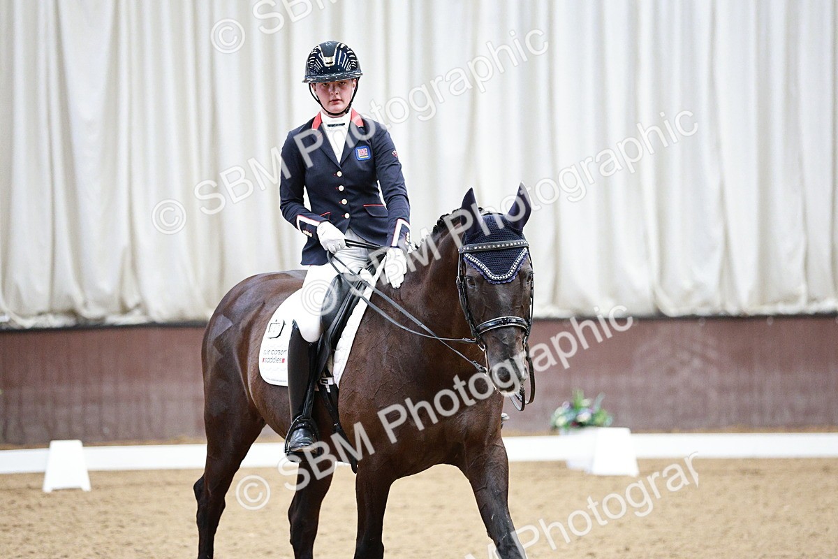 SBM_006428 - Class 16 - Advanced Medium 5 - 16.02-17.22