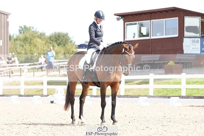 250817-114558-08882 - 058-Abigail.RousellMister.Cadbury