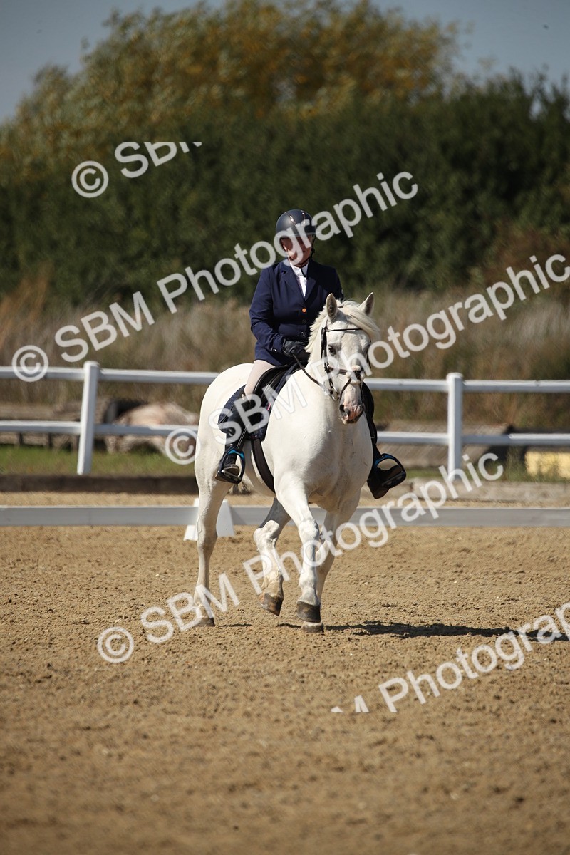 SBM_005792 - Class 11 - Novice 5 - 13.19-14.22