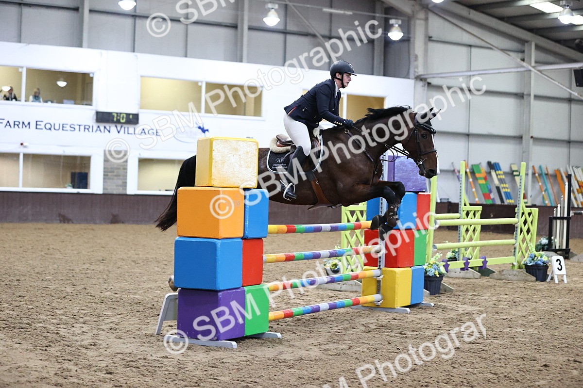 SBM_001779 - Class 4 - Senior Newcomers - 1.10m Open