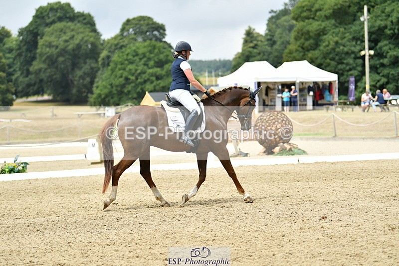 250718A-121531-01398 - 144-Verity.Perry-Vogue