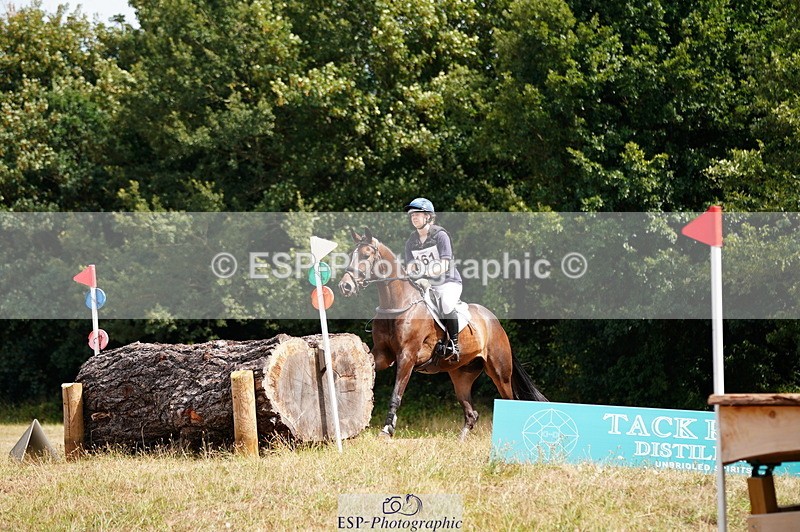 250802A-150014-05576 - D-161-Amelia.Halley-MOMENTUM.21