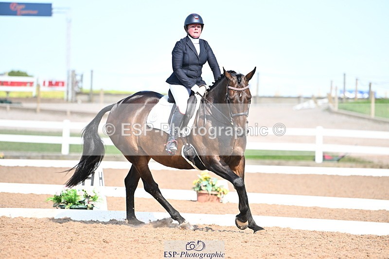 240816A-161805-06144 - 311-JANE.GREGORY-RUTHIES.DREAM