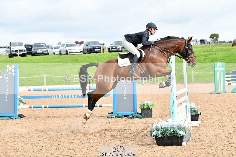 240915A-120127-09813 - Cls 27 Snr 1.05m & 1.10m GP