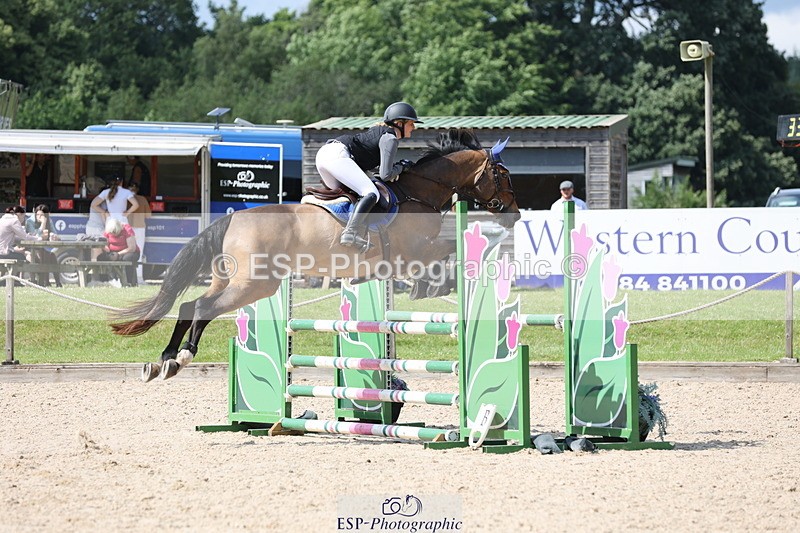 250614A-154646-08113 - Cls 30 1.05m Amateur Q and Open