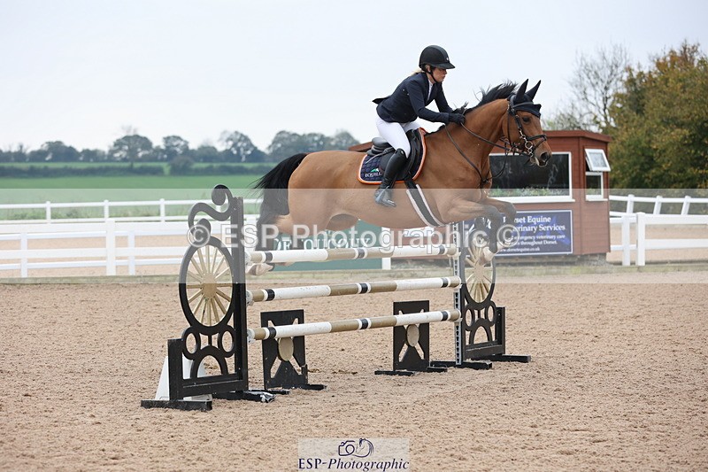 241101A-120138-01595 - FRI Cls 5 Newcomers and 1.10m Open