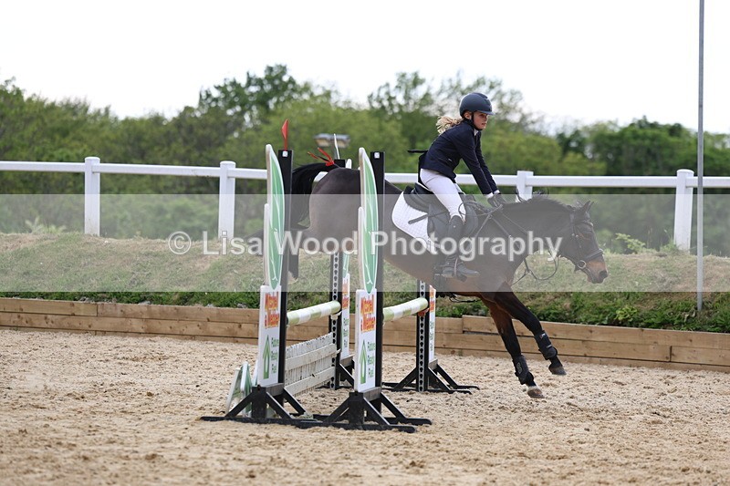 3E7A8445 - Class 12: Pony British Novice/80cm open