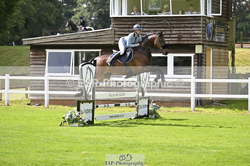 250613A-104732-00581 - Cls 1 Snr Newcomers and 1.10m Open