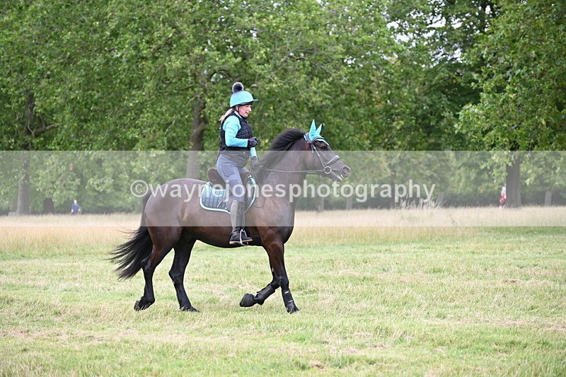 WJ6_3137 - Time at Jump 11:06 to 11:40