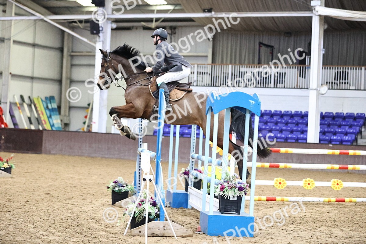 SBM_005535 - Class 17 - Senior Newcomers 1.10m