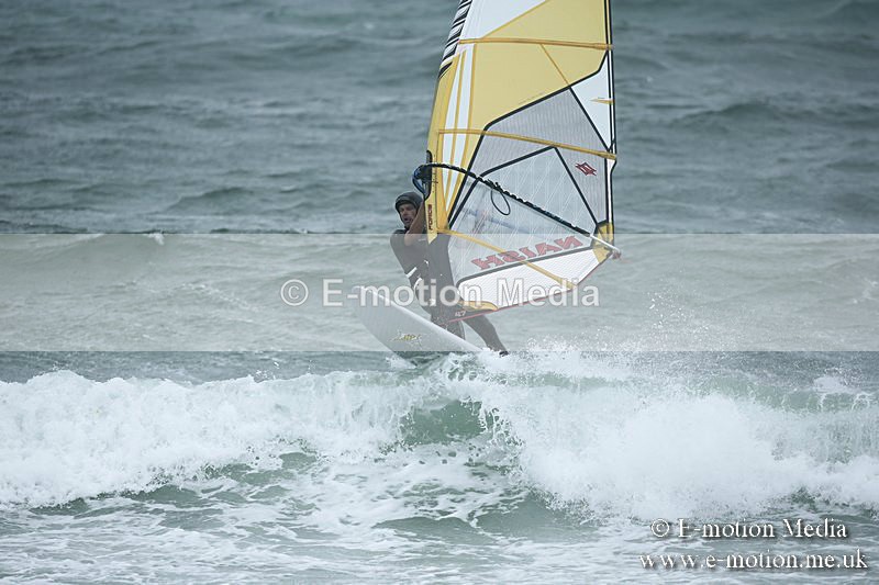 WS 150913-5 - Windsurfing