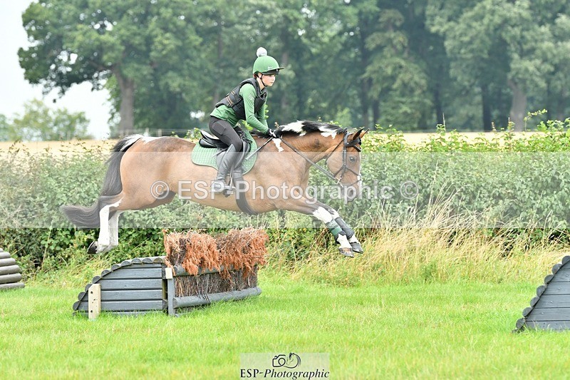 230817-123827-00685 - Theo's 1st Group - XC