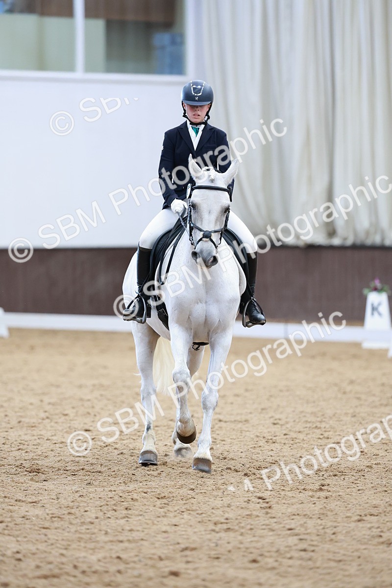 SBM_008410 - Class 6b - Novice 6 - 9.28-10.41