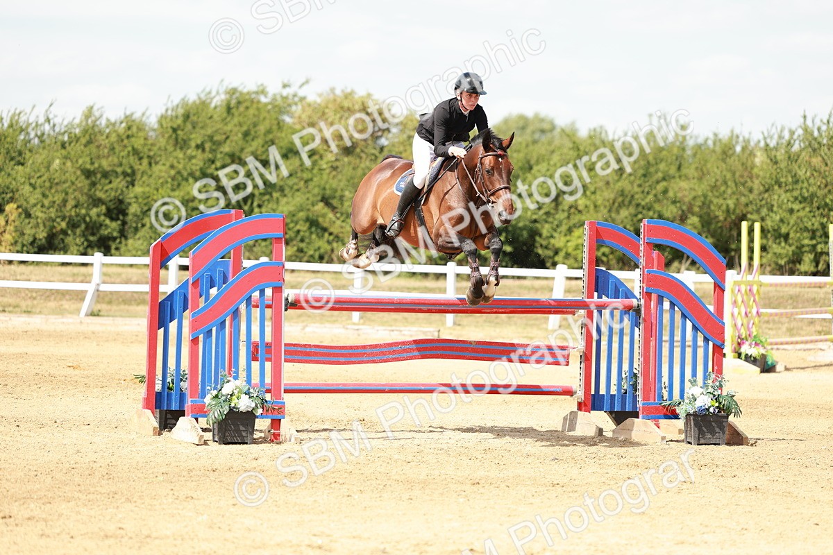 SBM_007864 - Class 4 - Senior Foxhunter - 1.20m Open