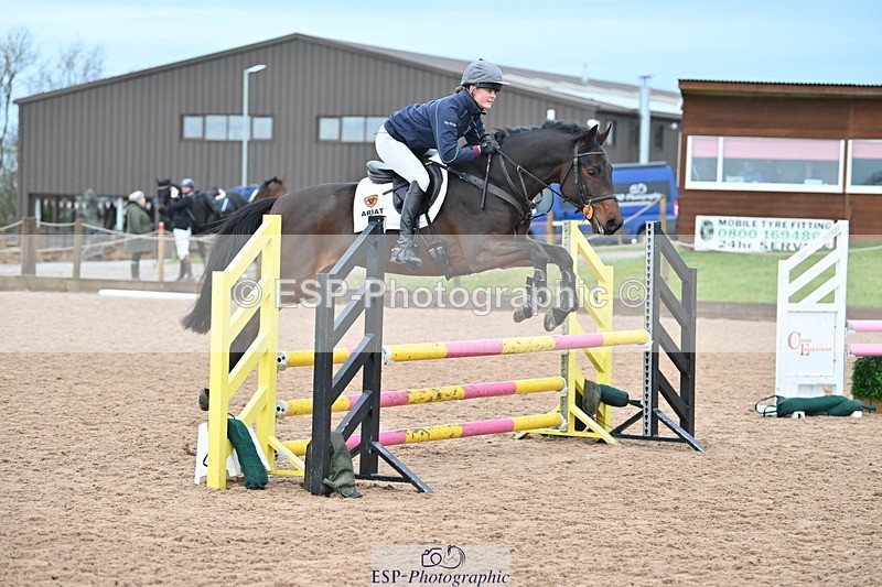 231203A-110819-00738 - Cls 16+17 Club and Schools 80cm