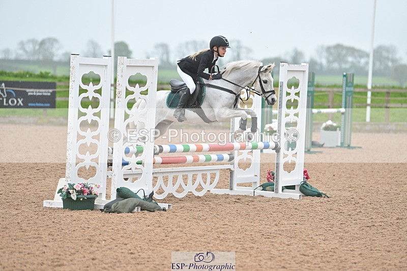 240505A-091957-03480 - Cls 1 Pony Intro 70cm