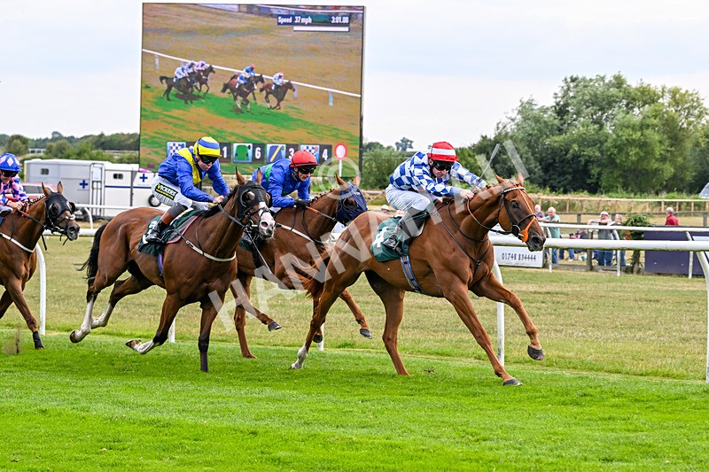 260826-Race 4-Niffler-3356 - Race 4 15:45 Hats Of Yorkshire Handicap