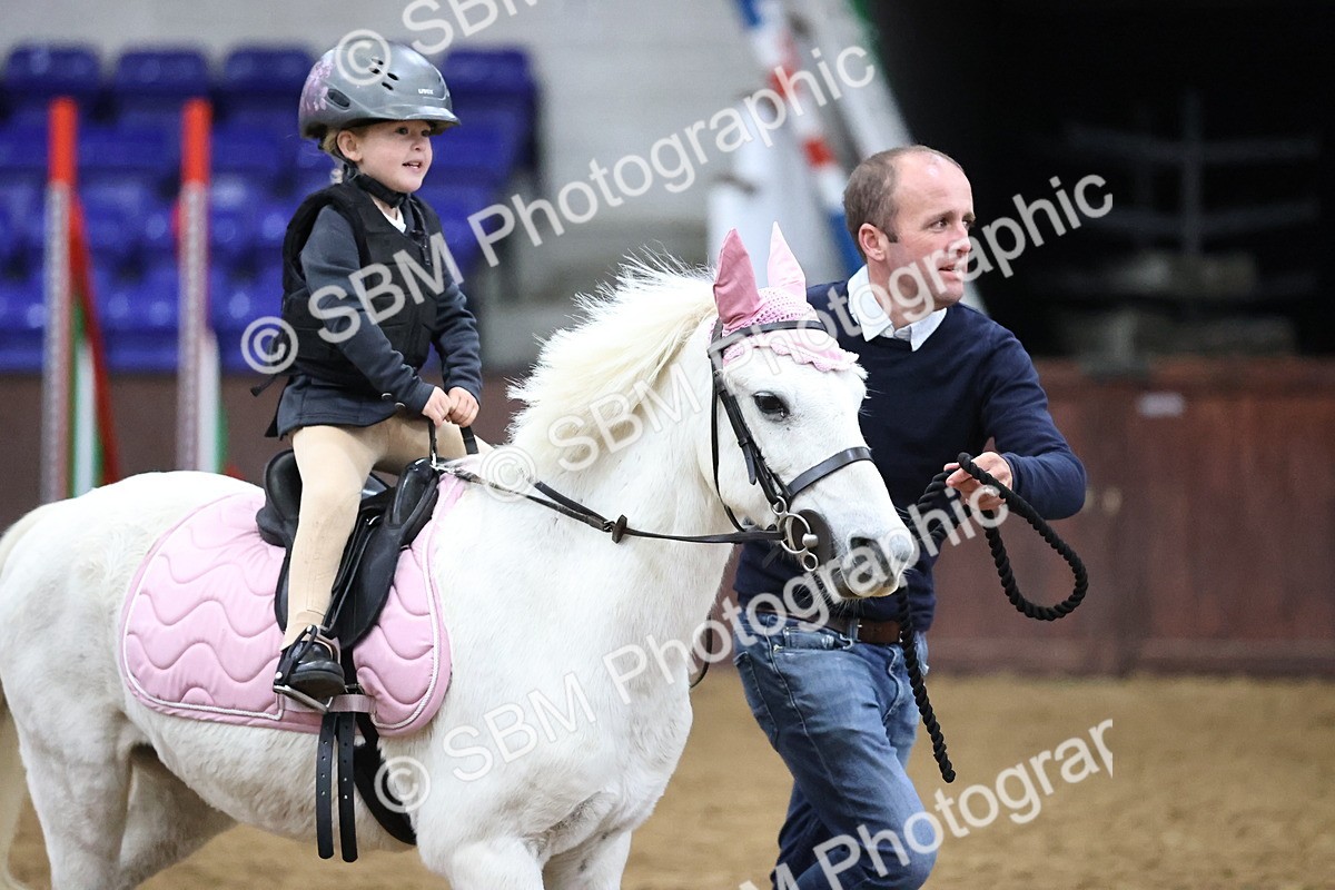 SBM_000009 - Class 1 - Fox Farriers 30cm