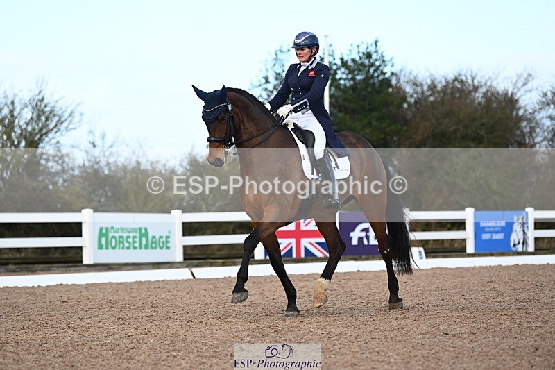 240218A-110957-06142 - 199-Nicola.Buchanan-St.Giles.flamboyant