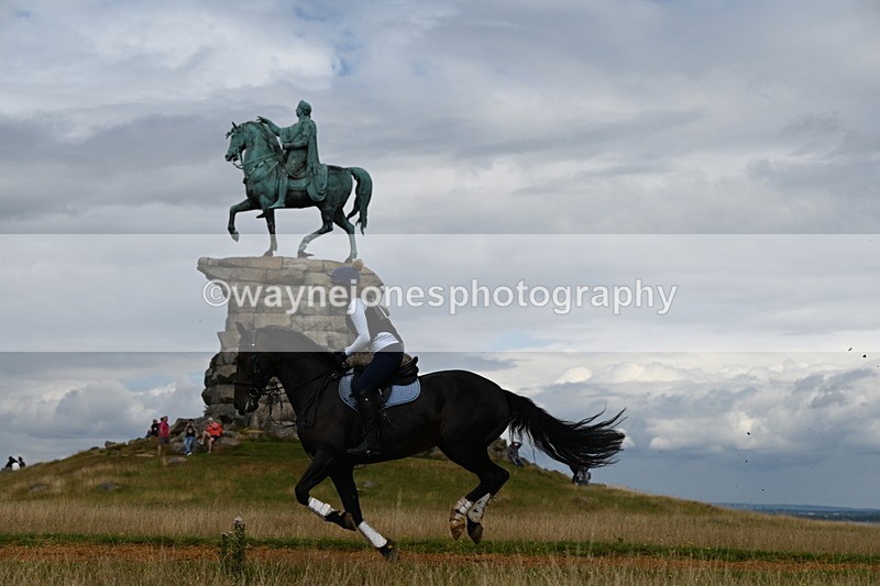DSC_7719 - Time at Statue 13:16 to 13:52