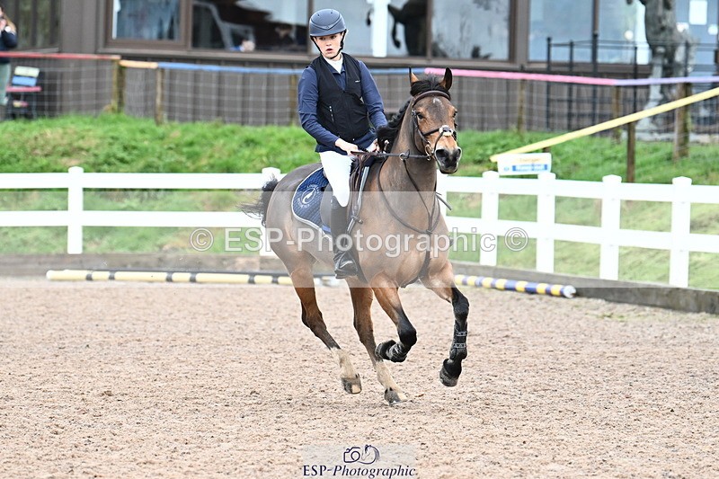 231118A-104357-01486 - Cls 5 Discovery & 90cm Open